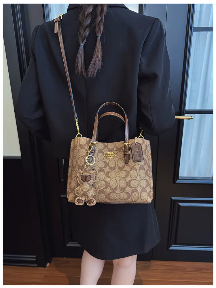 Elegant Monogram Tote Bag in Classic Style for Women Featuring Retro Leather Trim and Detachable Strap